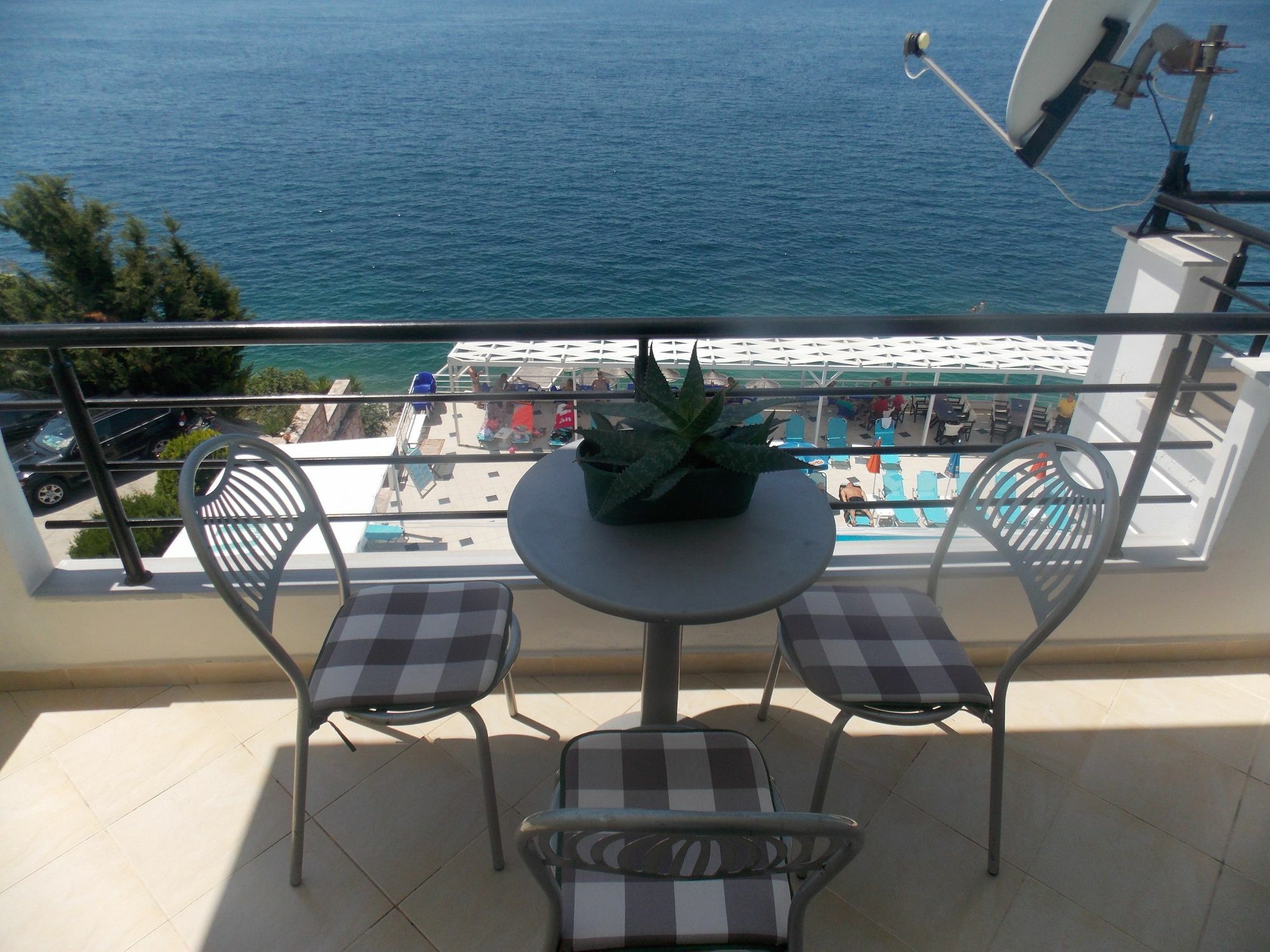 Berti Apartments Sarandë Exterior foto