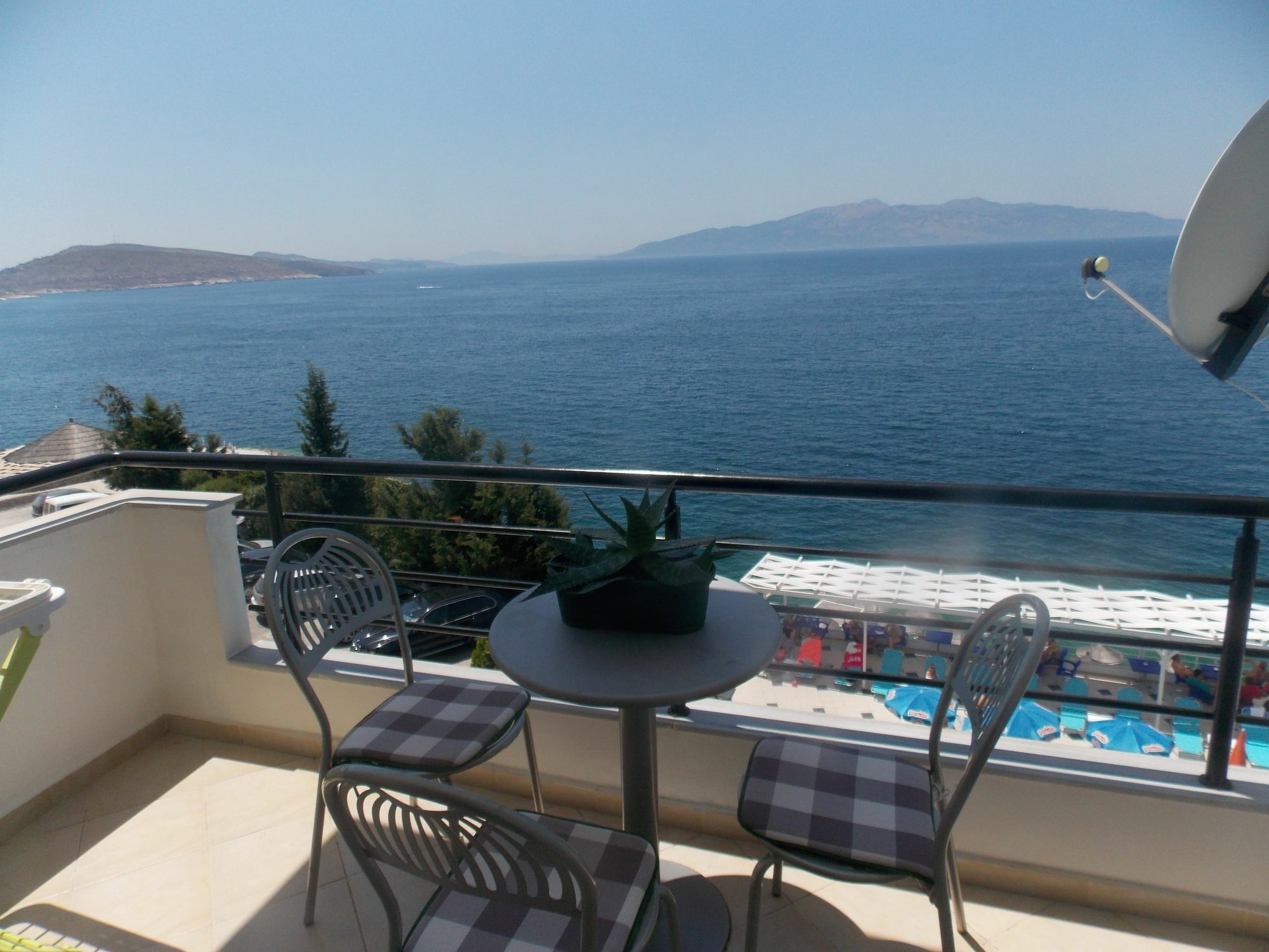 Berti Apartments Sarandë Exterior foto
